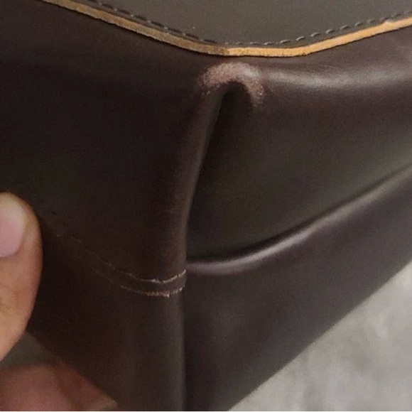 PORTLAND LEATHER GOODS
Mini Tote crossbody - Picture 3 of 7